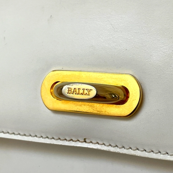 Vintage Bally Luxury Italian Leather Crossbody Bag - Picture 5 of 6